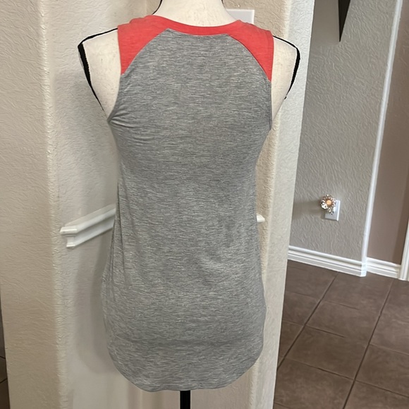 Netflix Strangers Things sleeveless tank top - Picture 6 of 17